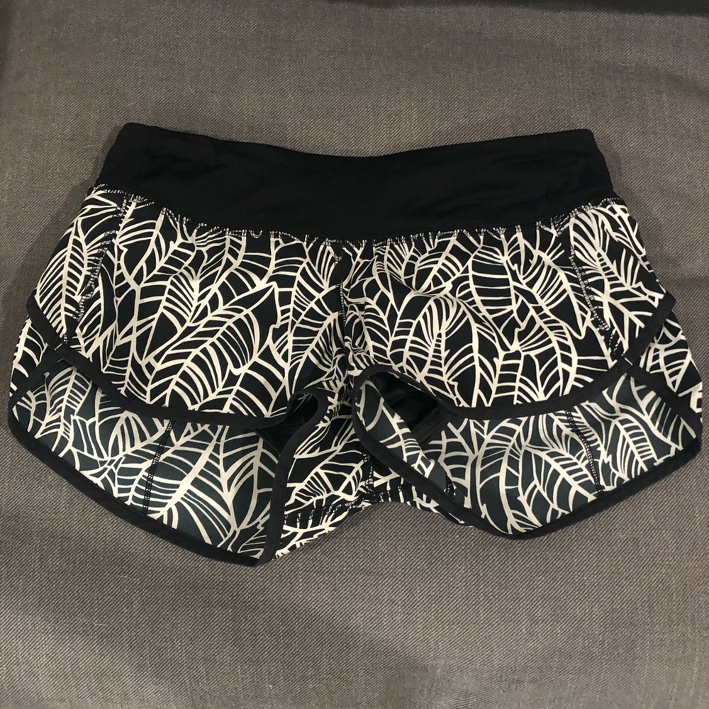 Lululemon Speed Up Shorts Palm Print